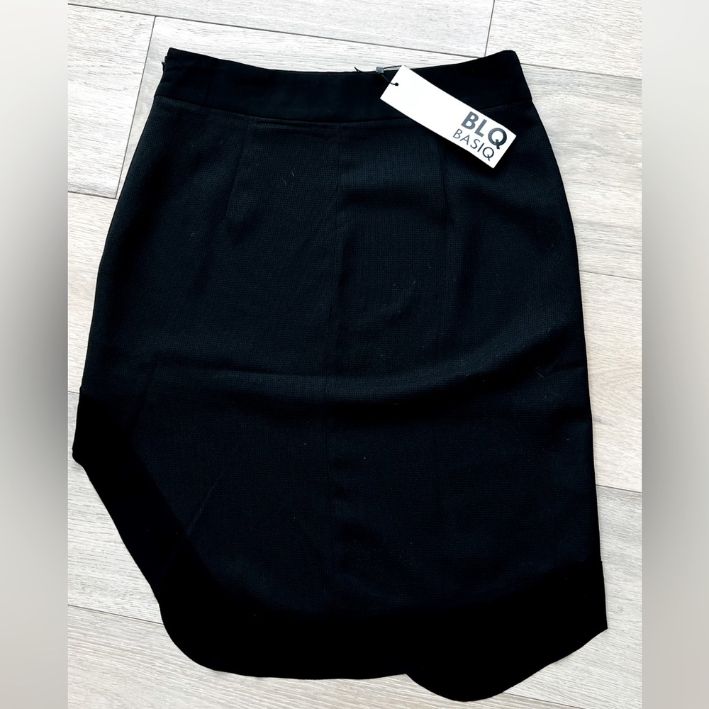 BLQ BASIQ light weight, black mini skirt, lightweight for layering, size 1.